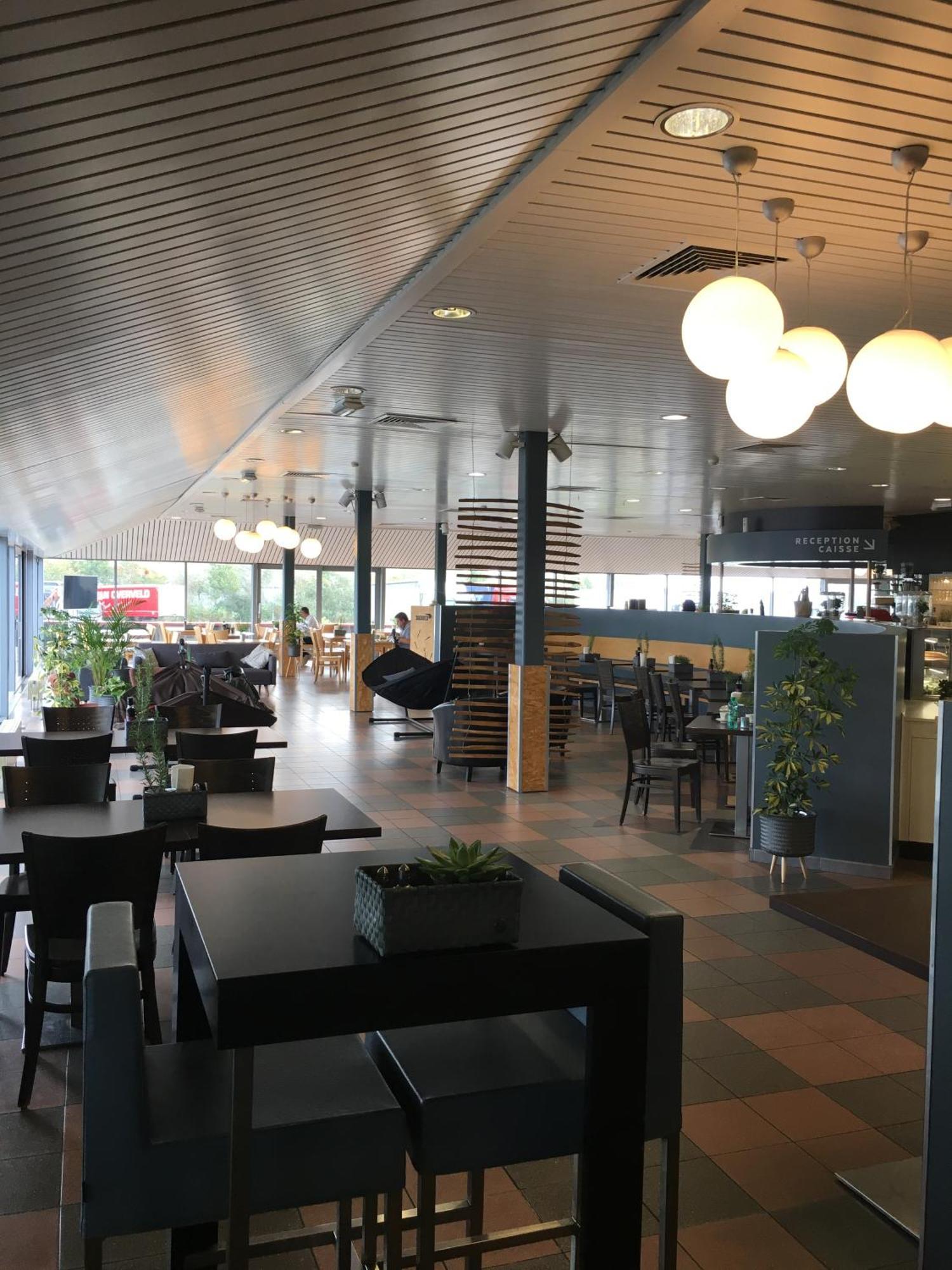 Totalenergies Frit Autentic Habay-La-Neuve Eksteriør bilde